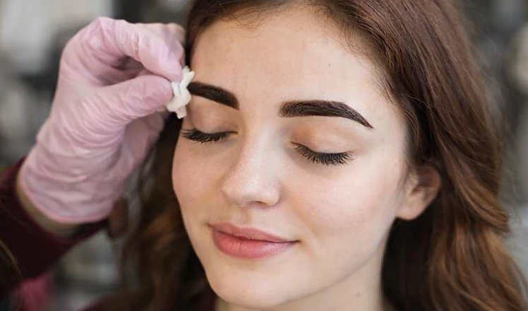 Eyelashes Removal